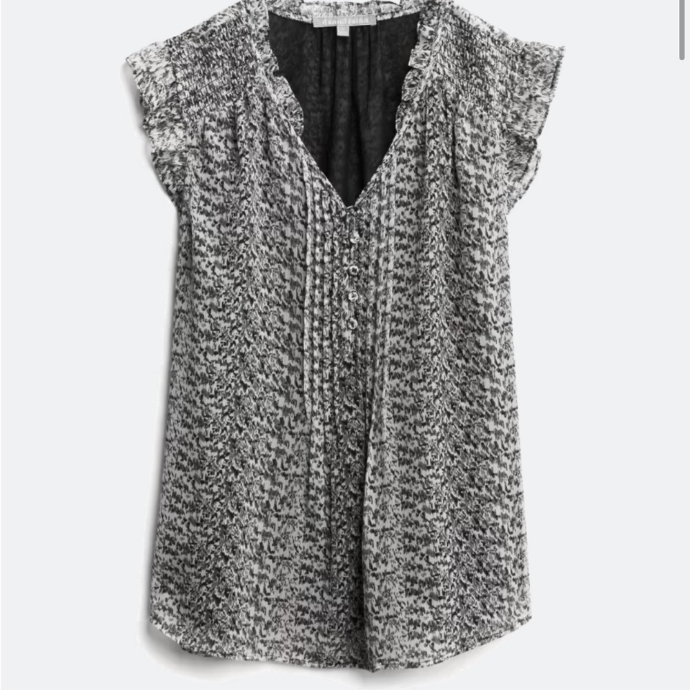 XL Daniel Rainn “liona” flutter detail blouse from Stitch Fix